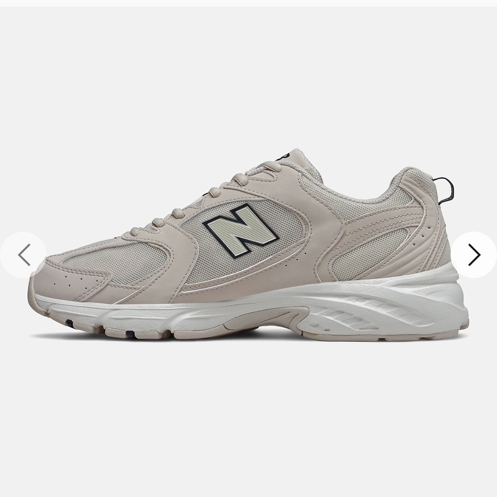 SOLD New Balance 530 - Picture 4 of 5